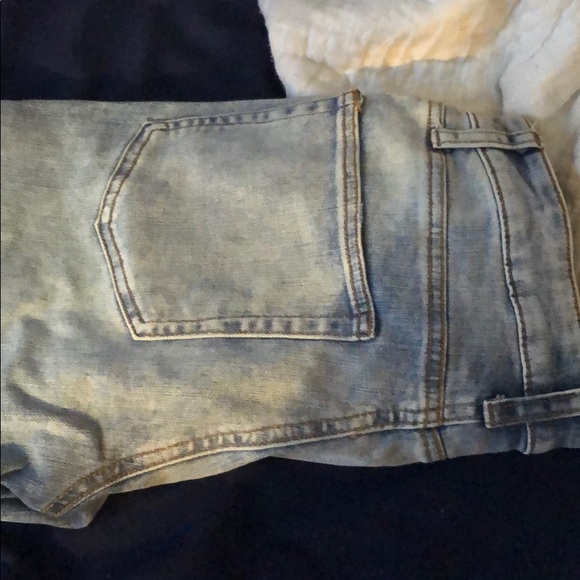 Jeans - Picture 4 of 5